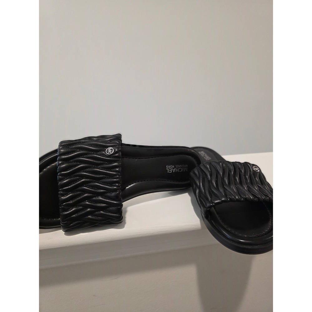 Women's sz 6 M Rare Michael Kors Carson Flat Slide Black Quilted Ruched Sandals - Picture 5 of 12